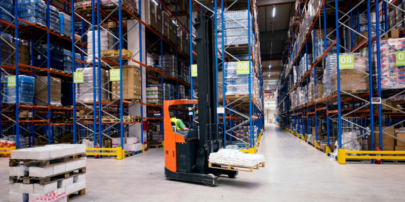 Safety tips to follow that makes your material handling facility safer