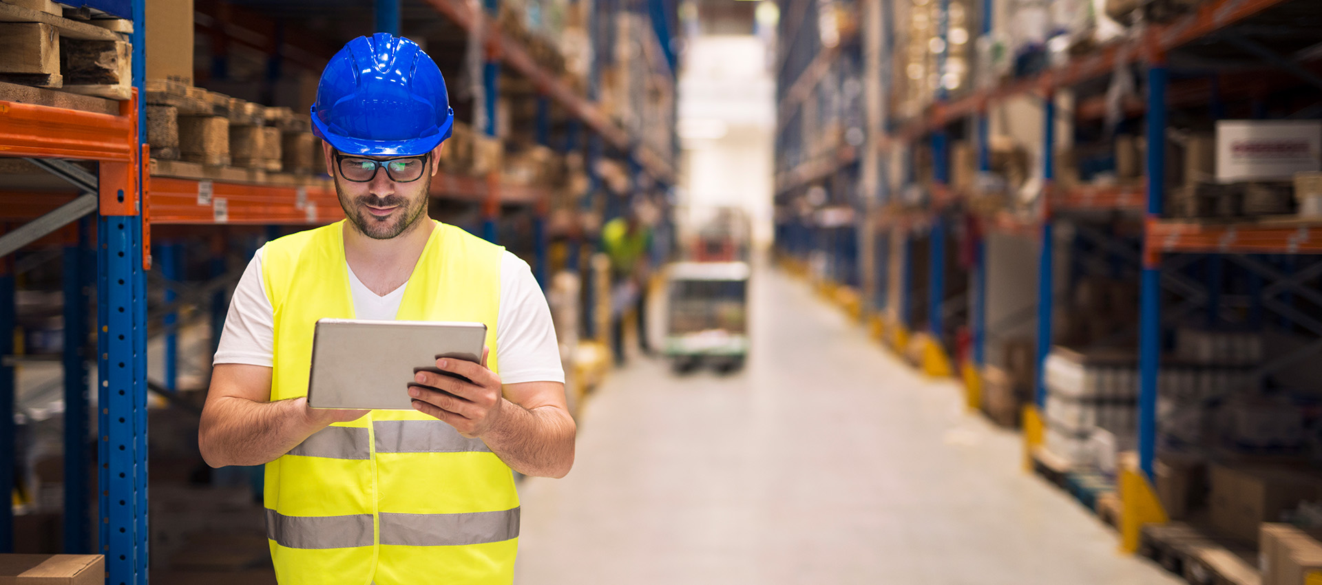 5 Tips to Improve Warehouse Efficiency And Productivity